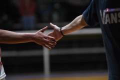 u16_oro-15